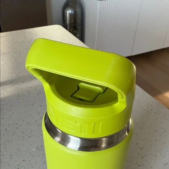 YETI 26oz Rambler Bottle - Picture 5 of 11